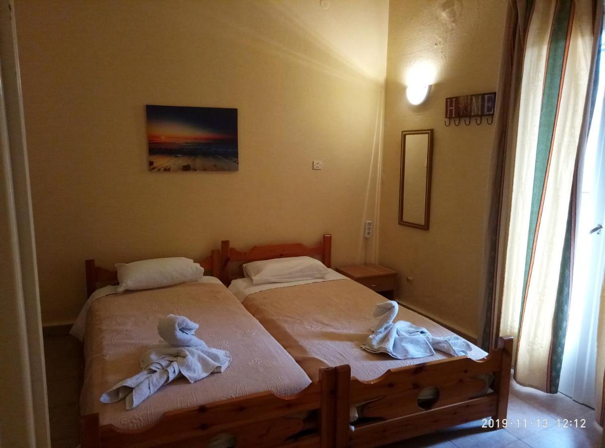 Sofia Rooms Loutra Aidhipsou Exteriör bild
